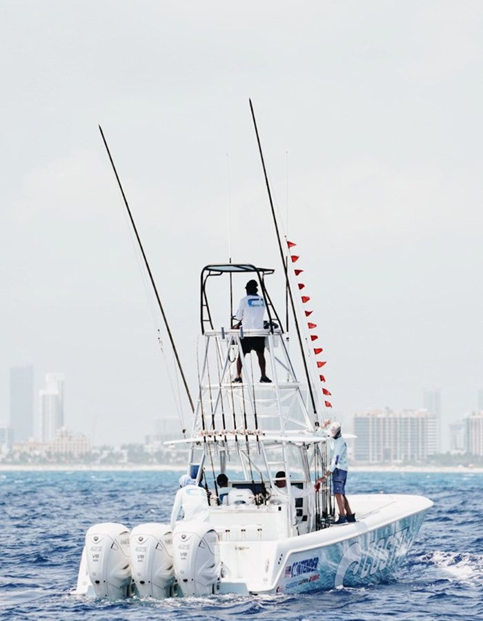Contender Boats